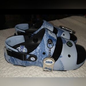 New CROCS X BUSCH LIGHT collab Mens 9 / Ladies 11